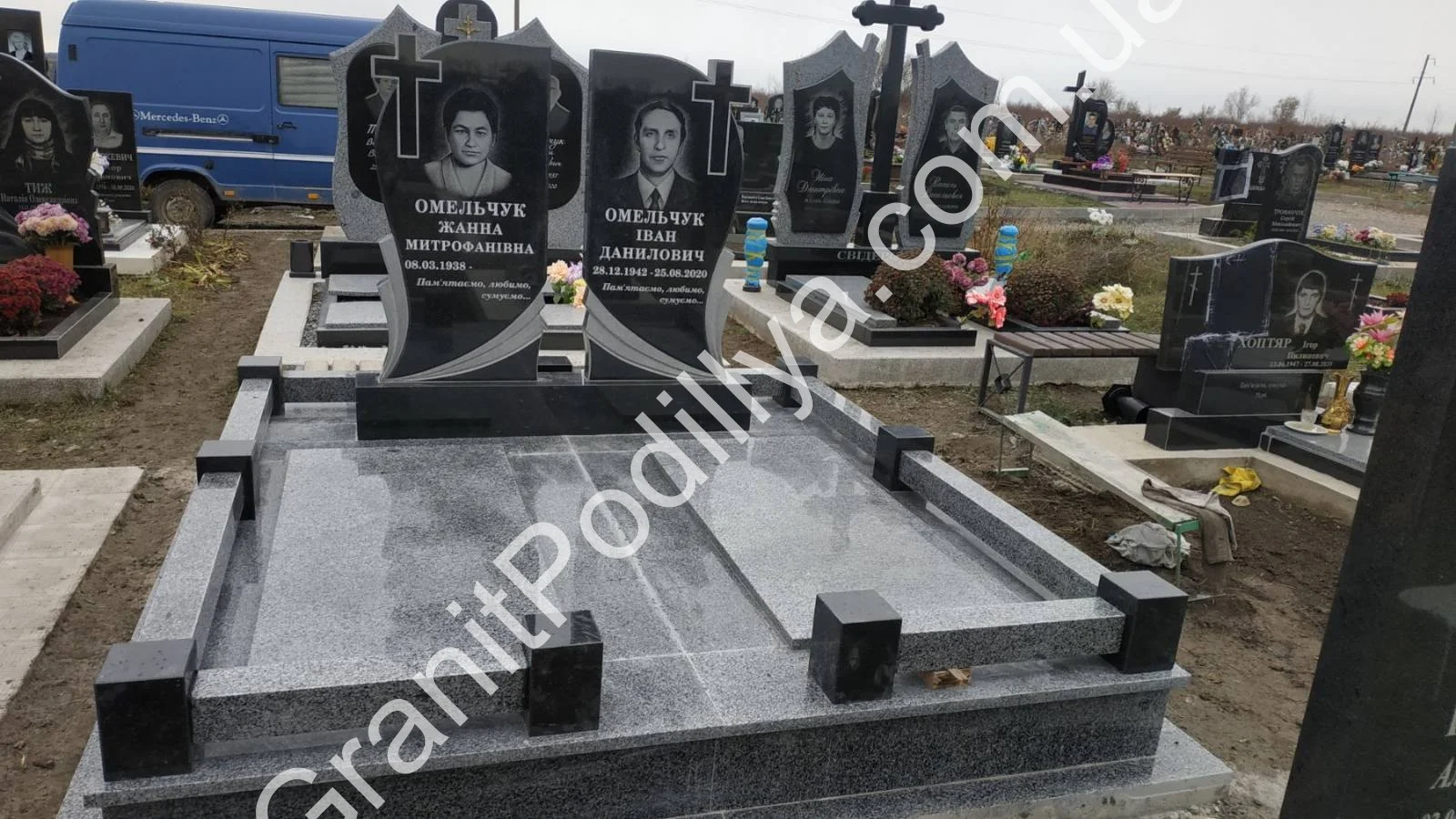 Подвійний пам'ятник з граніту - Кам'янець-Подільський | GranitPodillya